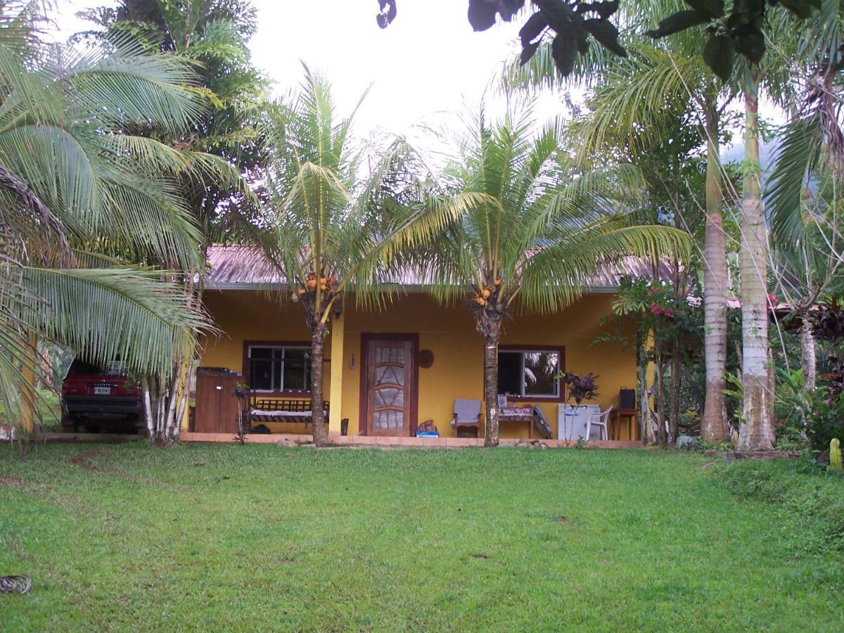 Hilamito Lodge Tela Exterior photo