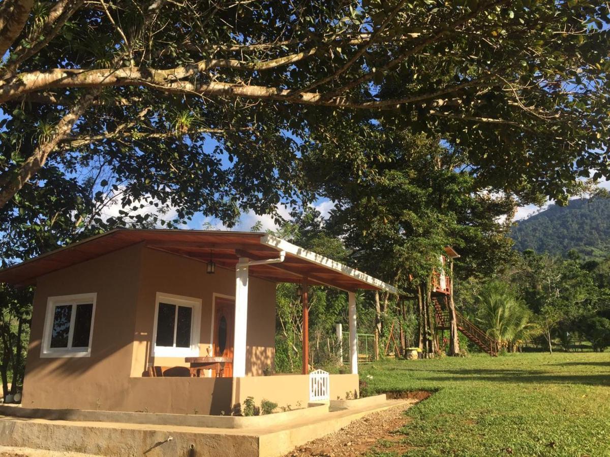 Hilamito Lodge Tela Exterior photo
