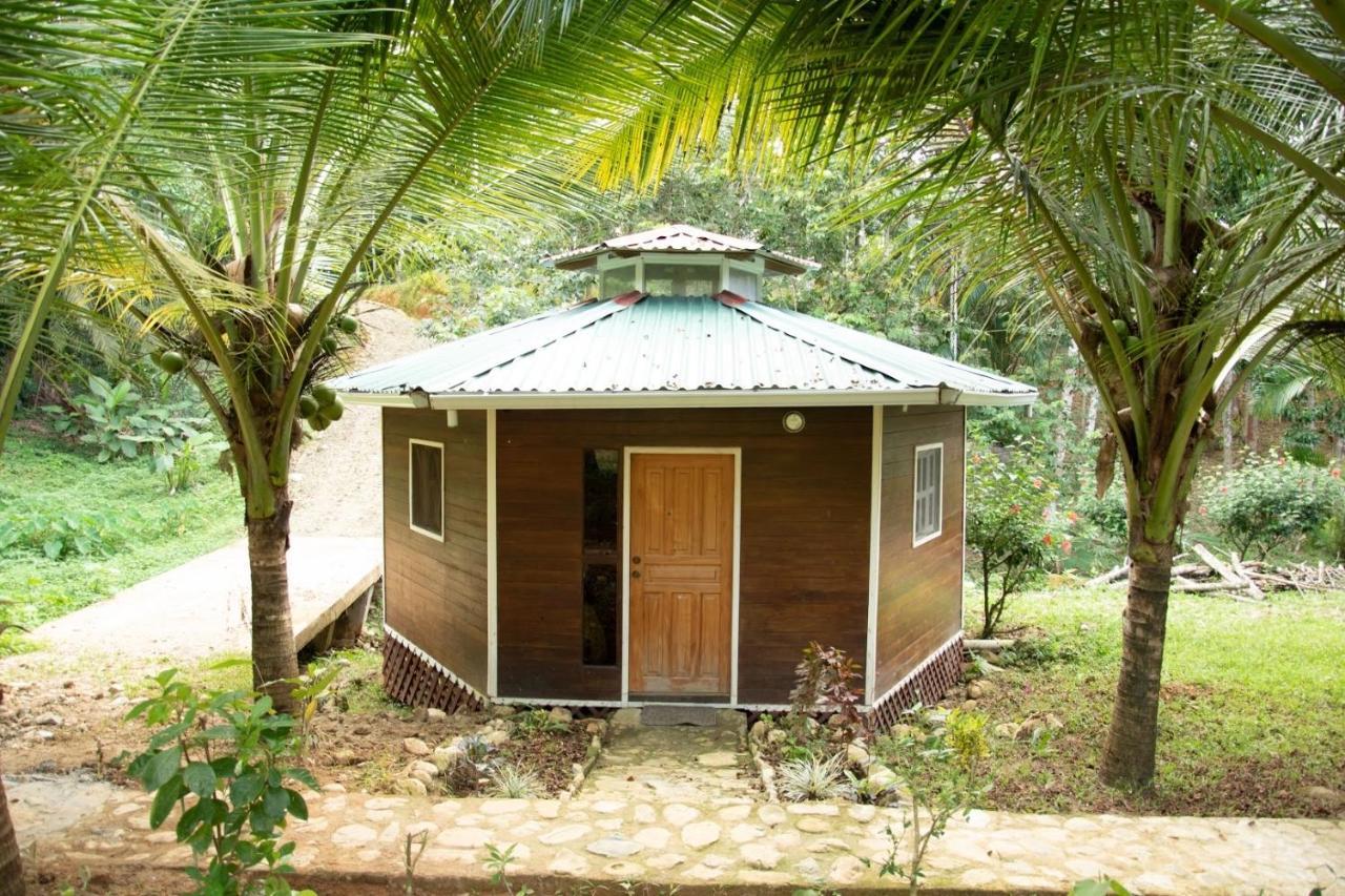 Hilamito Lodge Tela Exterior photo